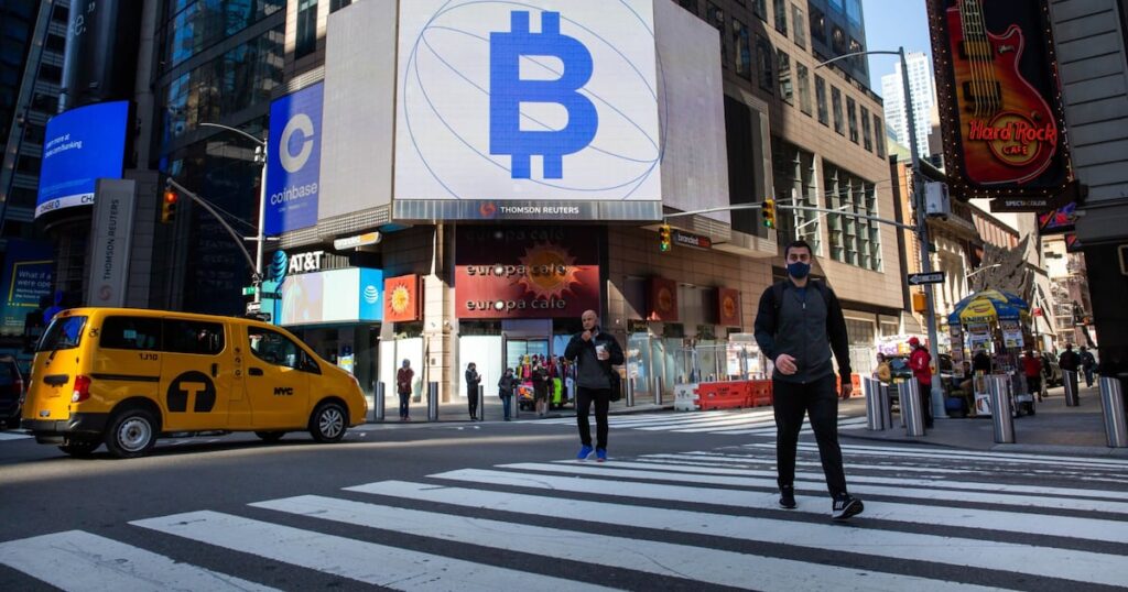 Mubadala Capital puts private markets fund on blockchain in Coinbase deal