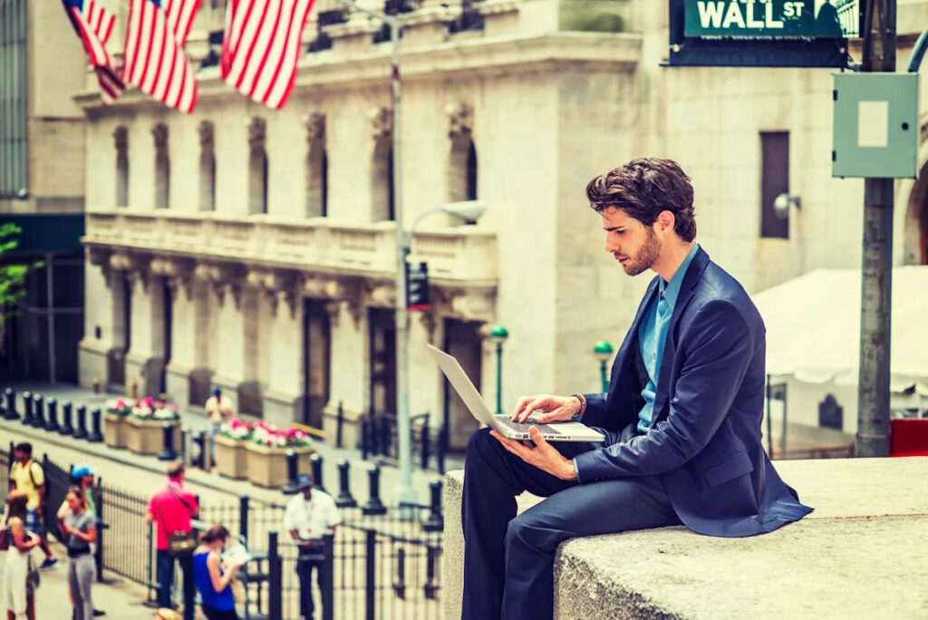 Bitcoin ETFs Are Seeing Massive Outflows, but the Price of HYPE Keeps Rising. Here’s Why I’m Bullish on Hyperliquid. Bitcoin ETFs Are Seeing Massive Outflows, but the Price of HYPE Keeps Rising. Here's Why I'm Bullish on Hyperliquid.