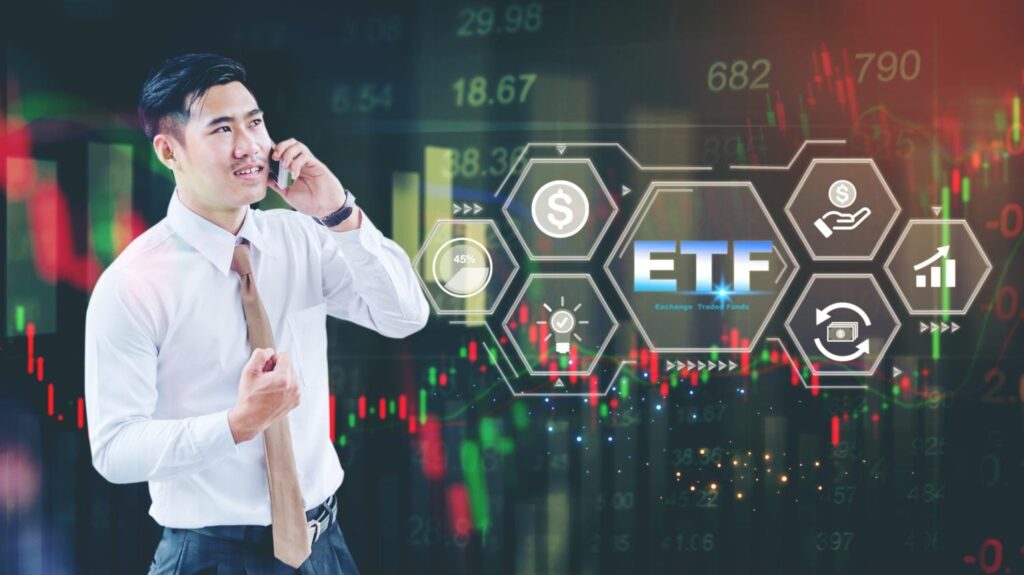 Is Money Rotating Back Into Bitcoin and Ethereum ETFs While XRP and HYPE Funds Fade?