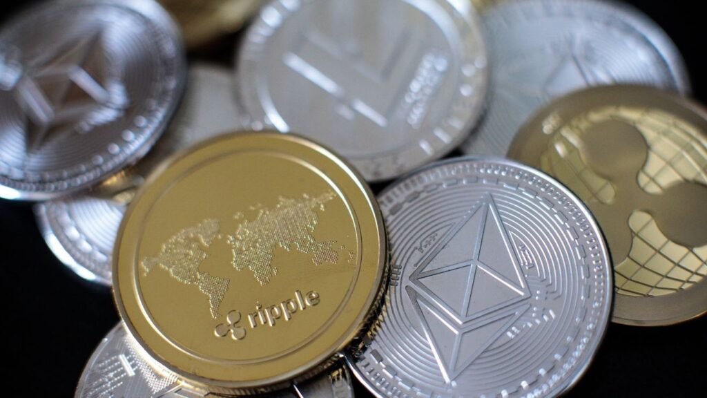 FBI agent accused in $1 million cryptocurrency theft: Report